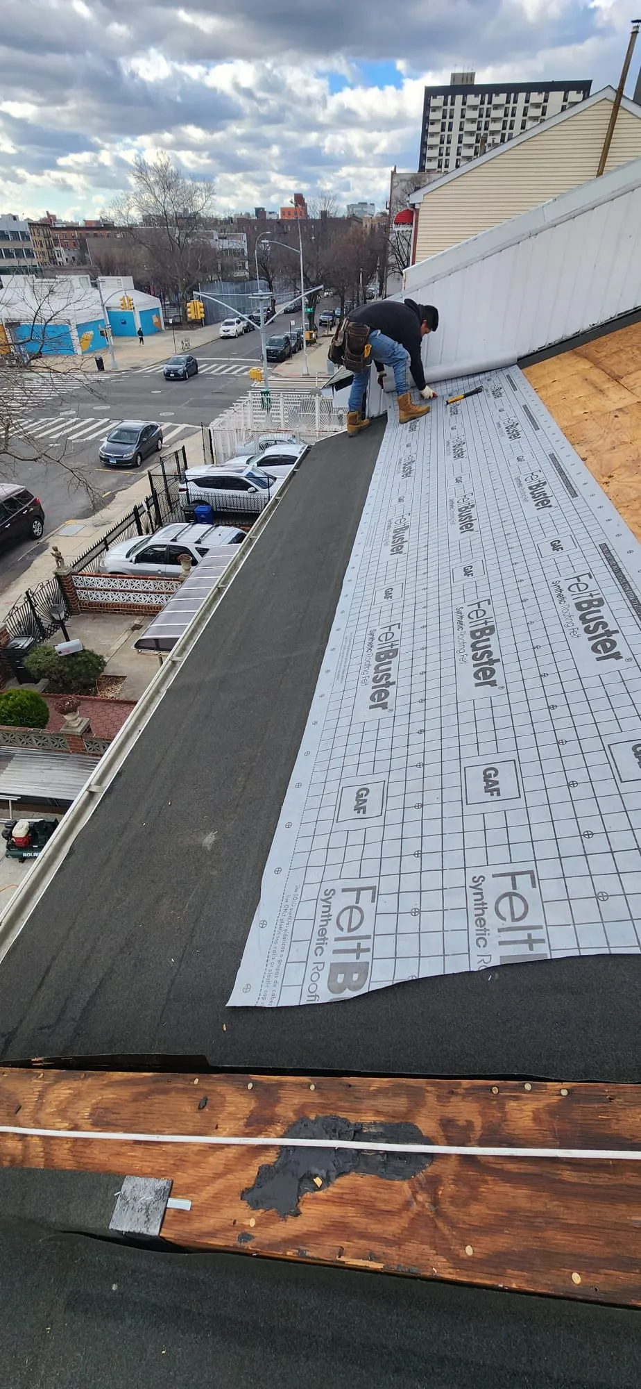 Roof underlayment and edge installation process