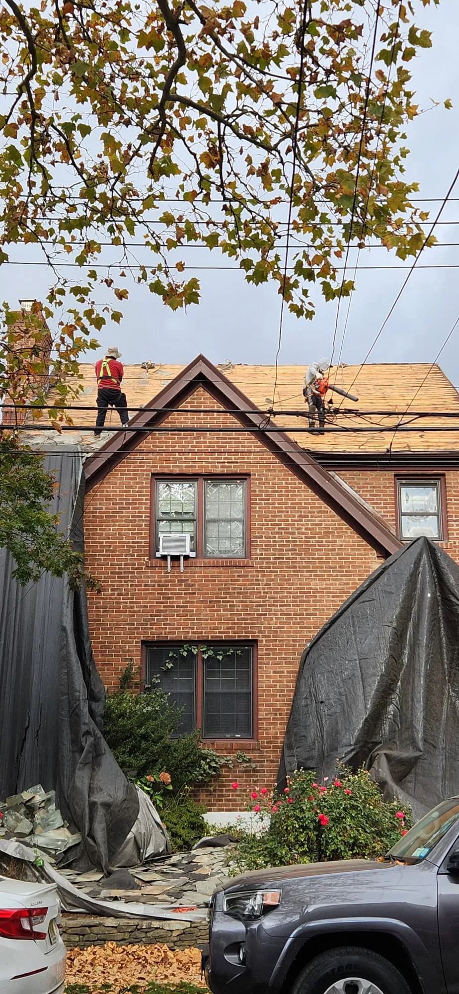 Complete roof replacement project