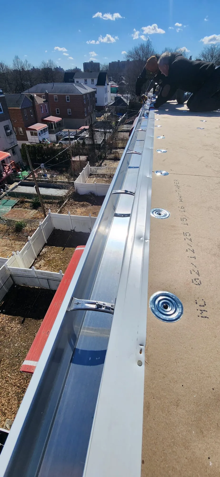 Professional roofing replacement contractor in Bronx NY