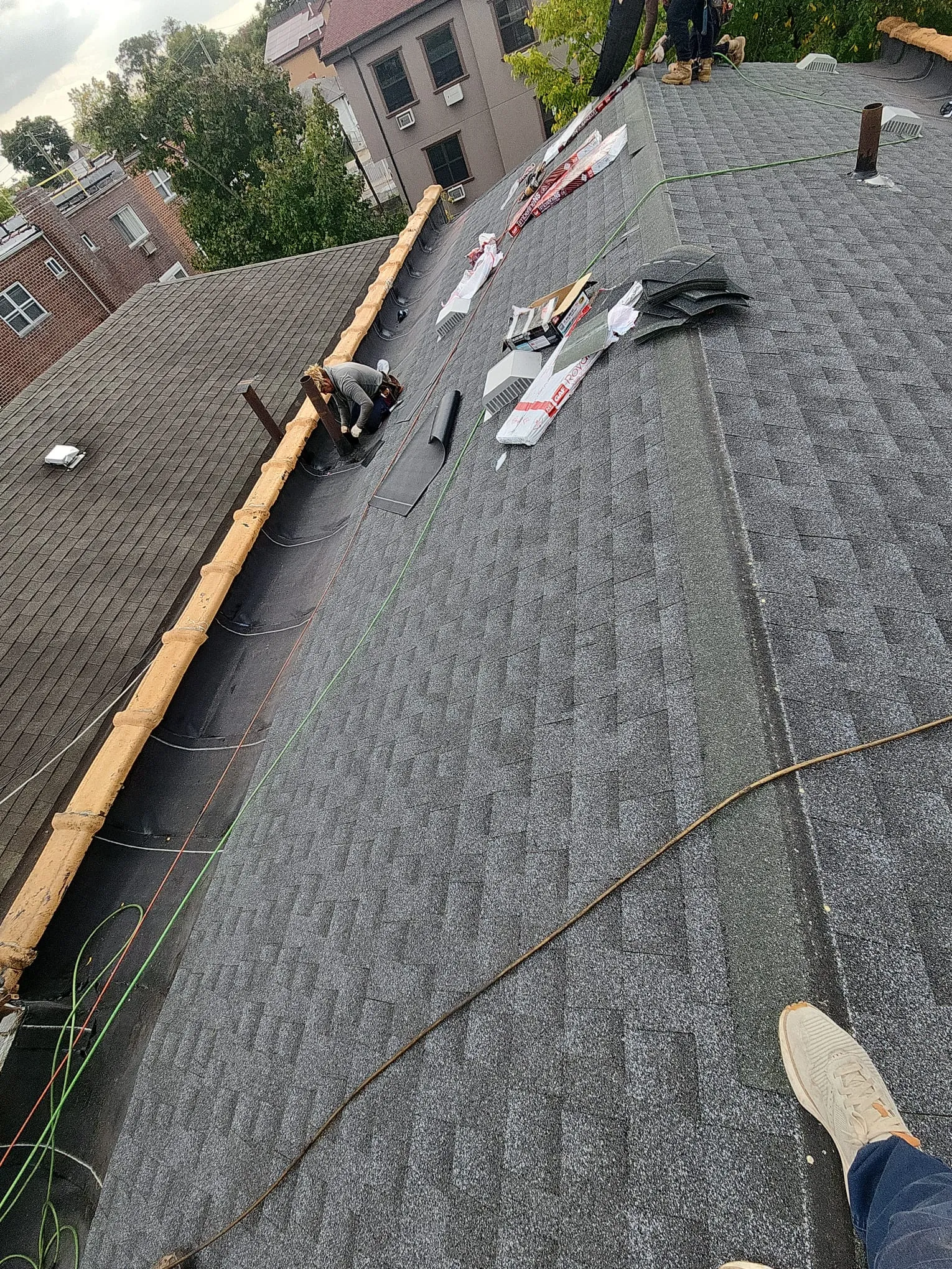 Professional shingle roof installation